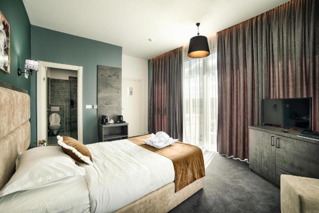 Nordic Twins & Wellness Hotel Radauti